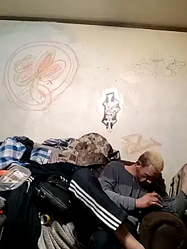 Snapshot of gettinit2wice chatting on December 2, 12:41 am gettinit2wice online show from December 2, 12:41 am