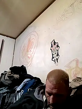 Snapshot of gettinit2wice chatting on December 11, 11:43 pm gettinit2wice online show from December 11, 11:43 pm