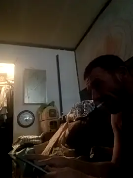 Snapshot of gettinit2wice chatting on March 11, 1:12 pm gettinit2wice online show from March 11, 1:12 pm