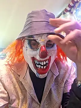 Snapshot of gettinit2wice chatting on January 8, 11:12 am gettinit2wice online show from January 8, 11:12 am