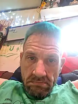 Snapshot of gettinit2wice chatting on February 10, 5:39 pm gettinit2wice online show from February 10, 5:39 pm