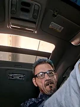 Snapshot of gettinit2wice chatting on March 12, 2:45 pm gettinit2wice online show from March 12, 2:45 pm