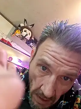 Snapshot of gettinit2wice chatting on March 15, 2:01 pm gettinit2wice online show from March 15, 2:01 pm