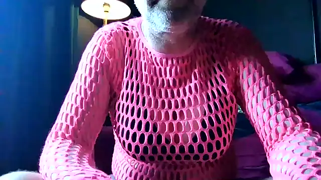 Snapshot of biffboff123 chatting on May 30, 3:31 pm biffboff123 online show from May 30, 3:31 pm