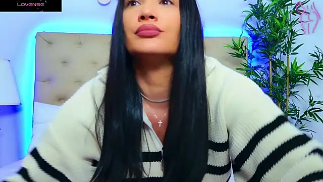 Snapshot of DaliyaArabian chatting on October 30, 12:50 pm DaliyaArabian online show from October 30, 12:50 pm