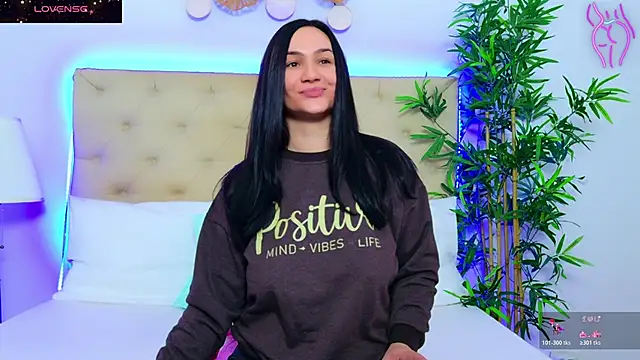 Snapshot of DaliyaArabian chatting on November 15, 11:29 am DaliyaArabian online show from November 15, 11:29 am