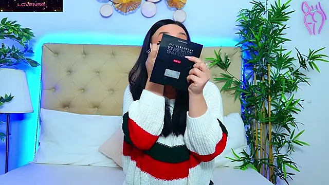 Snapshot of DaliyaArabian chatting on December 2, 1:05 pm DaliyaArabian online show from December 2, 1:05 pm