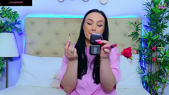 Snapshot of DaliyaArabian chatting on May 7, 12:21 pm DaliyaArabian online show from May 7, 12:21 pm