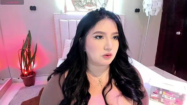  nina sweet online show from November 11, 12:05 pm