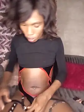 hoittytoittyxx online show from June 28, 5:08 pm