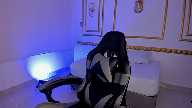 caro03x online show from November 13, 2:21 am