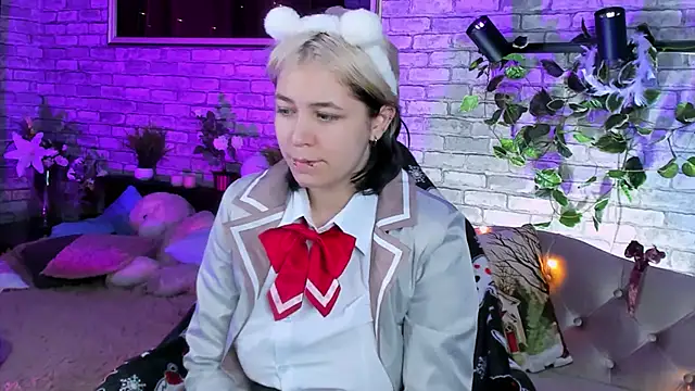 Snapshot of Alex_Howell chatting on January 7, 8:42 pm Alex Howell online show from January 7, 8:42 pm