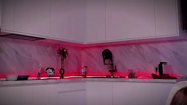 Devilina V online show from December 14, 11:18 am