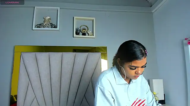 vahiolet fuentes online show from April 22, 3:09 am