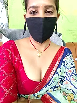 Snapshot of SVsexyCOUPAL chatting on June 9, 10:49 am SVsexyCOUPAL online show from June 9, 10:49 am