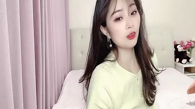 aisha123123 online show from March 9, 1:56 am