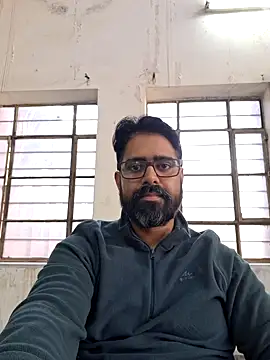 Snapshot of bewolf_17 chatting on December 2, 6:52 am bewolf 17 online show from December 2, 6:52 am