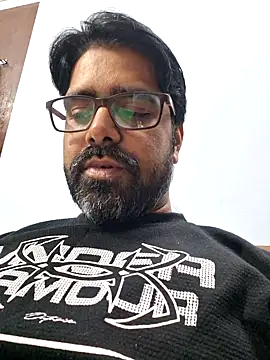 Snapshot of bewolf_17 chatting on January 12, 10:34 am bewolf 17 online show from January 12, 10:34 am