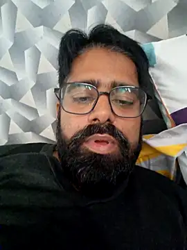 Snapshot of bewolf_17 chatting on October 29, 5:53 am bewolf 17 online show from October 29, 5:53 am