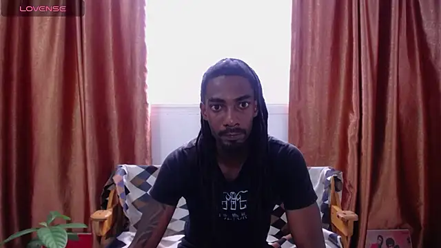 Snapshot of Malkon_Big chatting on May 2, 8:36 pm Malkon Big online show from May 2, 8:36 pm