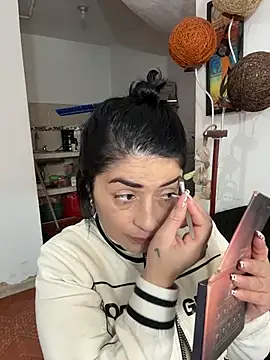 karenlennox1 online show from December 13, 8:58 pm