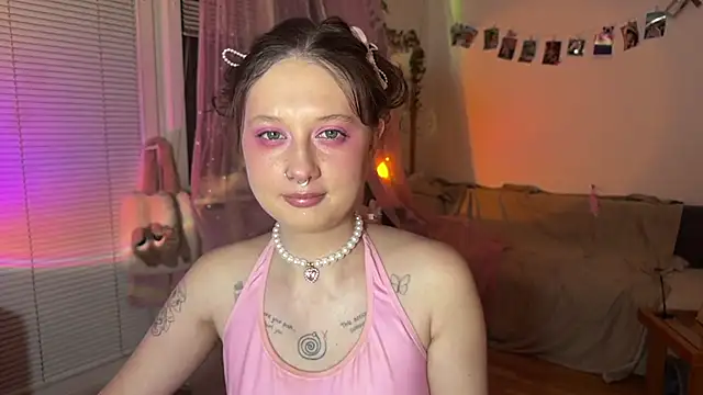 Jenny darling love online show from July 19, 7:06 pm
