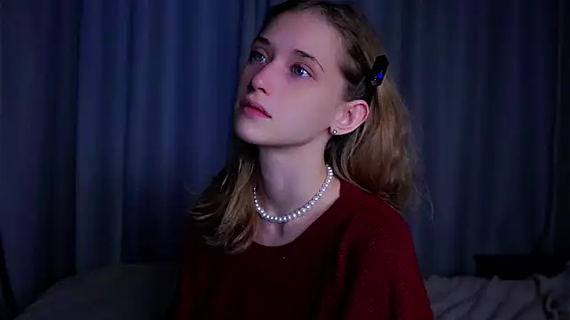 EdlinHargus online show from September 14, 1:27 am