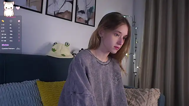 EdlinHargus online show from February 10, 1:32 am