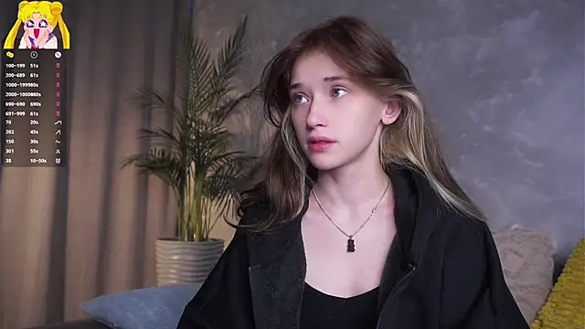 EdlinHargus online show from April 27, 1:47 am
