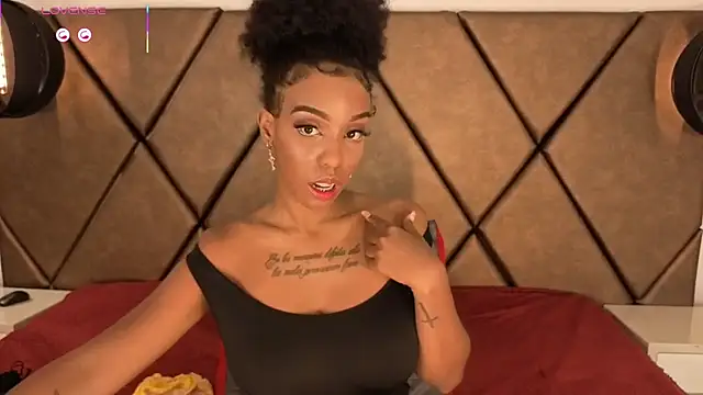 Snapshot of Georgis_ chatting on November 10, 10:09 pm Georgis online show from November 10, 10:09 pm