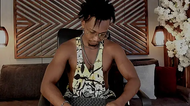 Snapshot of JamalMyst chatting on May 5, 8:17 pm JamalMyst online show from May 5, 8:17 pm