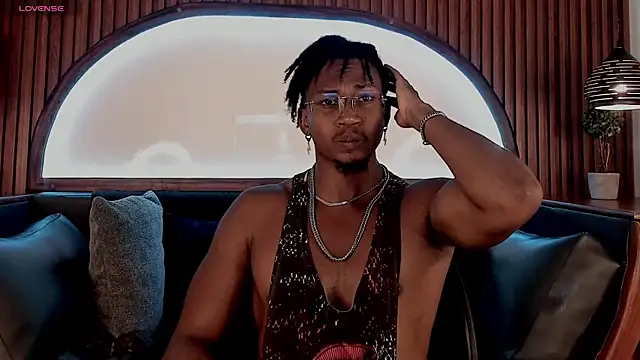 Snapshot of JamalMyst chatting on May 14, 8:15 pm JamalMyst online show from May 14, 8:15 pm