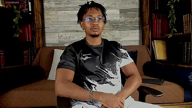 Snapshot of JamalMyst chatting on June 15, 8:00 pm JamalMyst online show from June 15, 8:00 pm