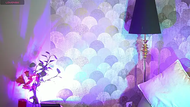 UmaTruewoman online show from December 19, 6:09 am