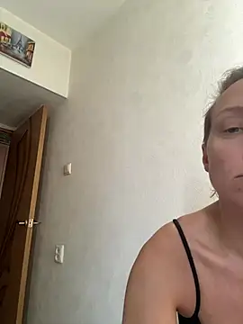 UmaTruewoman online show from June 25, 6:18 am