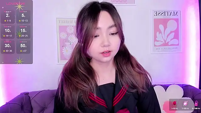 Snapshot of Fluffy_Rose chatting on March 10, 1:45 am Fluffy Rose online show from March 10, 1:45 am