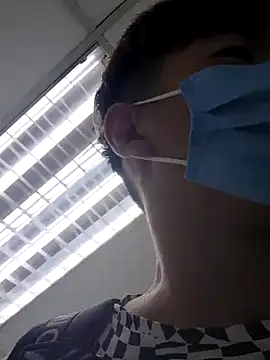 Snapshot of jerryzai chatting on December 8, 3:45 pm jerryzai online show from December 8, 3:45 pm