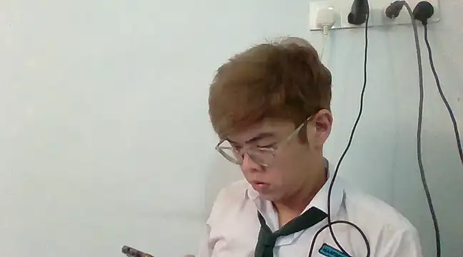 Snapshot of jerryzai chatting on February 4, 6:04 am jerryzai online show from February 4, 6:04 am