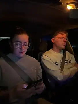 Snapshot of xX_HotCouple_Xx chatting on December 7, 1:03 am xX HotCouple Xx online show from December 7, 1:03 am