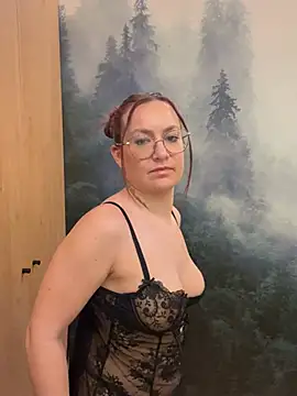 ladoucedu34 online show from June 16, 3:36 pm