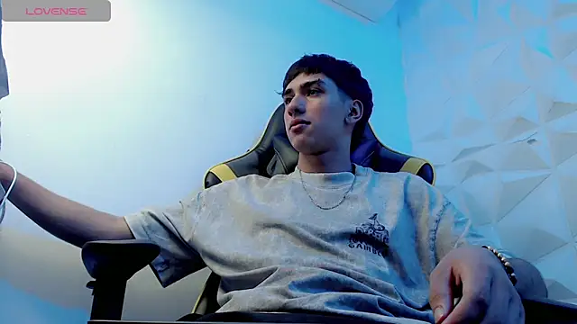 Jake tripp online show from December 28, 8:05 am