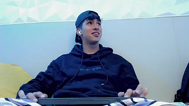 Jake tripp online show from September 26, 3:54 am