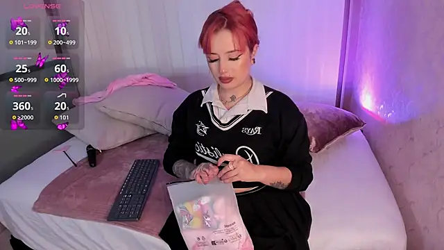 Paiige peach online show from May 27, 6:16 pm