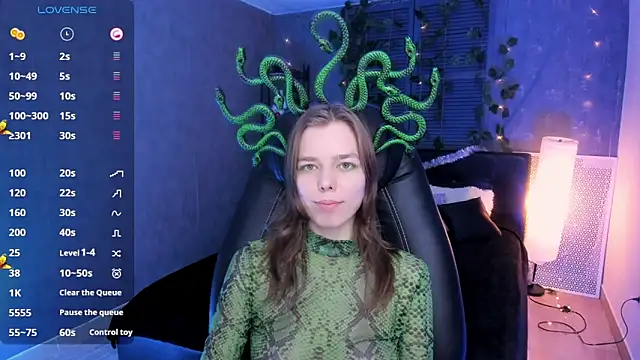 Snapshot of Tina_Tayllor chatting on December 27, 2:04 am Tina Tayllor online show from December 27, 2:04 am