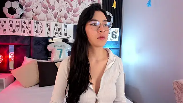 Susa1userma  online show from June 20, 11:46 am