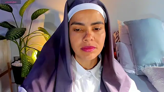 ClaraMariaMon online show from March 1, 12:56 pm