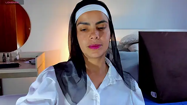 ClaraMariaMon online show from March 17, 7:37 pm