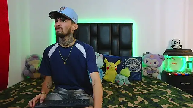 Brutal Sex Fucking online show from May 3, 12:49 am