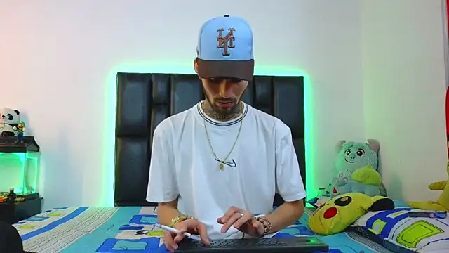 Brutal Sex Fucking online show from June 12, 2:21 am