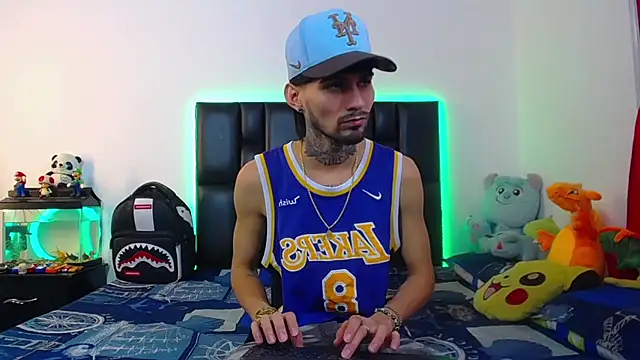 Brutal Sex Fucking online show from July 1, 1:18 am